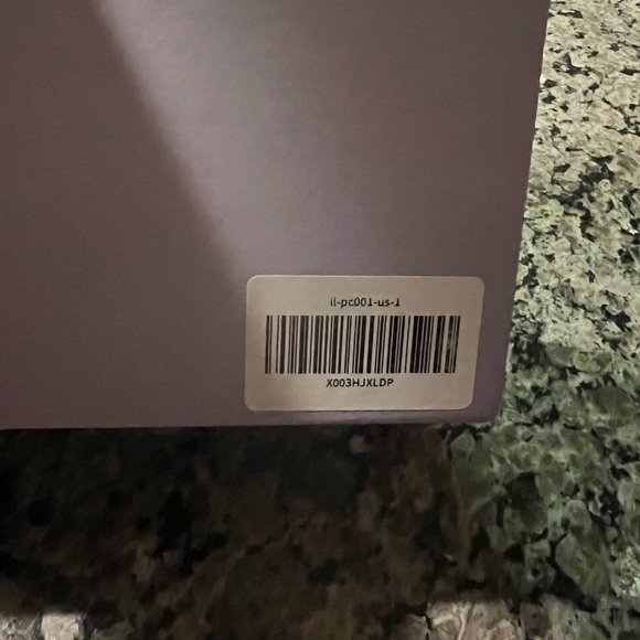 Brand new in box liano hair dryer. 4.3 stars on amazon. All details in pictures. - Picture 6 of 9